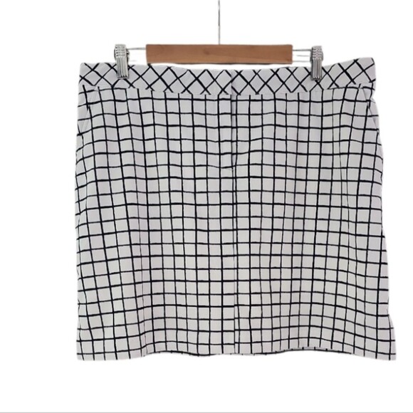 Izod Windowpane Skort Sz 14 NWOT Classic Preppy Golf Tennis Outdoor Fitness - Picture 1 of 15